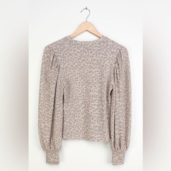 Lulu’s Be Bold Beige Leopard Print Balloon Sleeve Top - Picture 6 of 15
